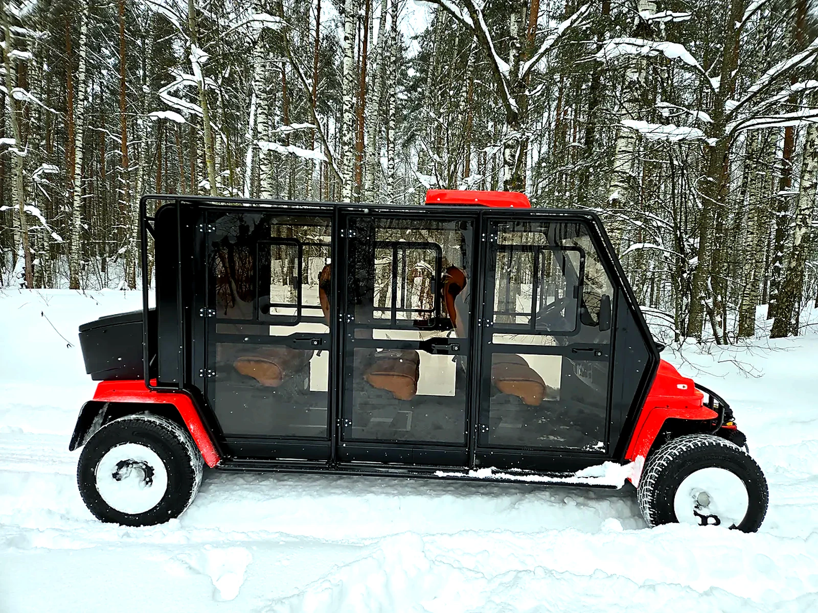 НИДУС 4×4 закрытый с кузовом — Грузовой электромобиль, Полноприводный всесезонный грузопассажирский электрокар на 6 мест. Купить от 5 800 000 ₽, гарантия 36 мес., реестр 719-ПП. Фото 2.