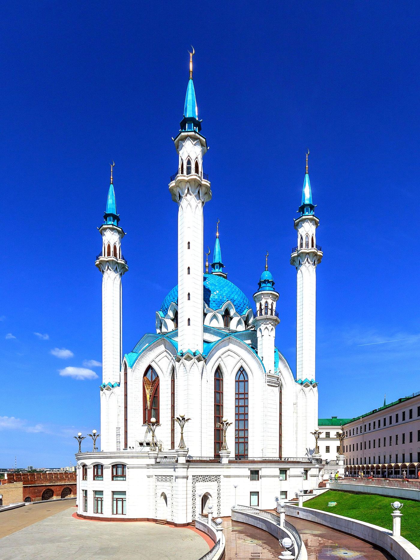Казанский кремль и мечеть Кул-Шариф — купить гольфкар в Казани