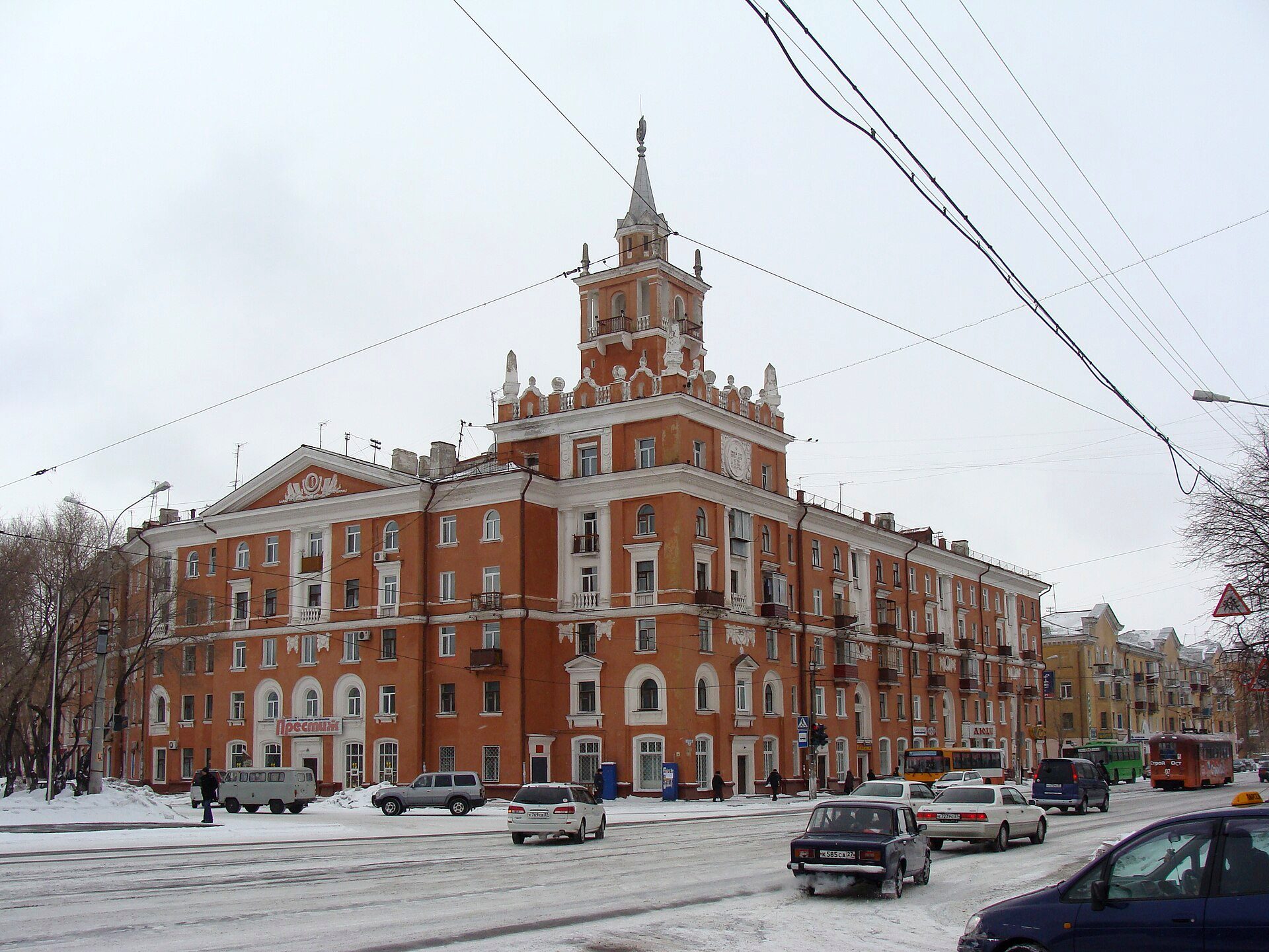 Набережная Амура и Мемориальный комплекс — купить гольфкар в Комсомольске-на-Амуре