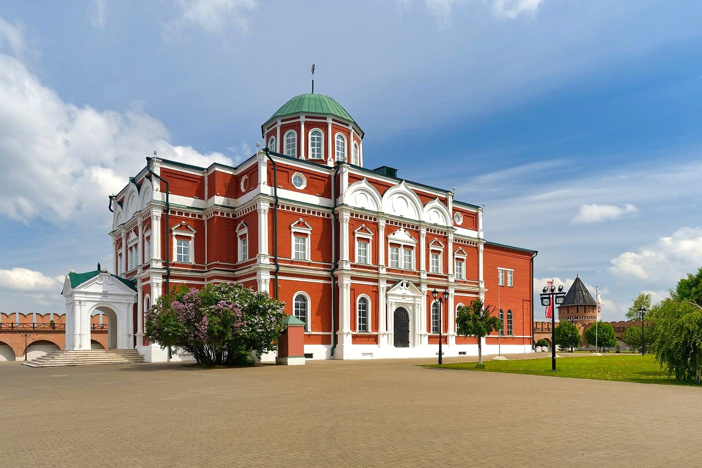 Тульский кремль — купить гольфкар в Туле